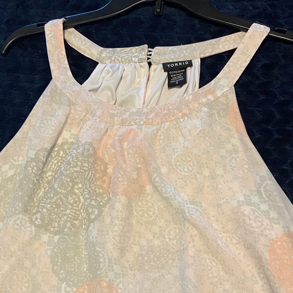Torrid Women's Pink and Gray Patterned Tank Top - Picture 3 of 10